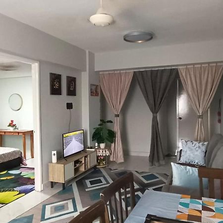 M.Fr Homestay Pangsapuri Putra Damai Putrajaya Exterior photo